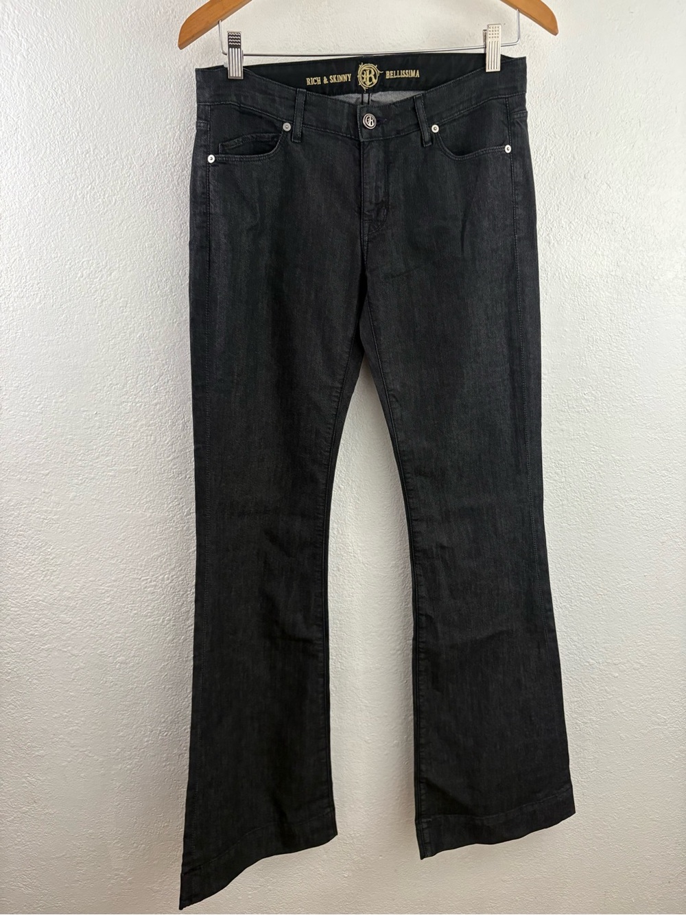 Rich & skinny black bootcut denim jeans five-pocket layout and mid-rise size 28